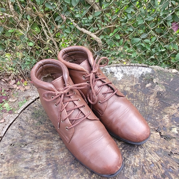 Women Vintage Leather Brown Ankle Boots By West 31st Size 6.5 M/ Leather Boots - Picture 1 of 8